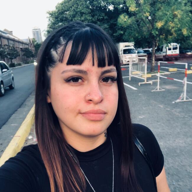 Babysitter in Gobernador Gálvez: Made