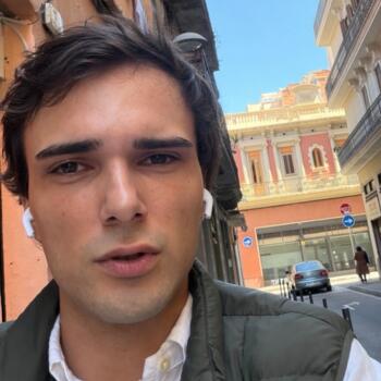 Babysitter in Barcelona: Giulio