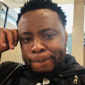 Babysitter in Benoni: Andile