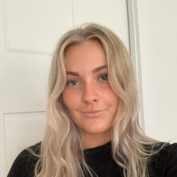 Babysitter in Wollongong: Alice
