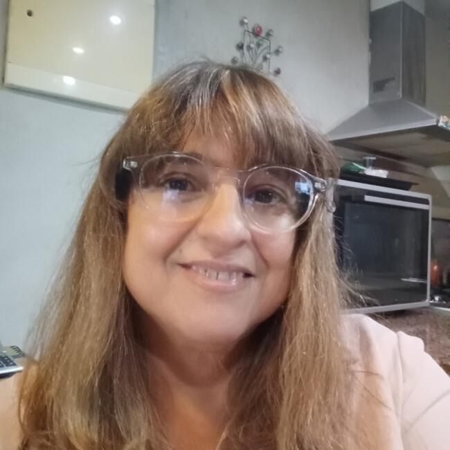 Babysitter in Maldonado: Estela Izaguirre