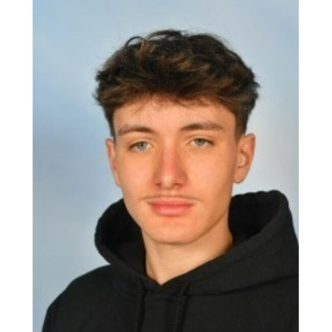 Babysitter in Lucé: Kenan