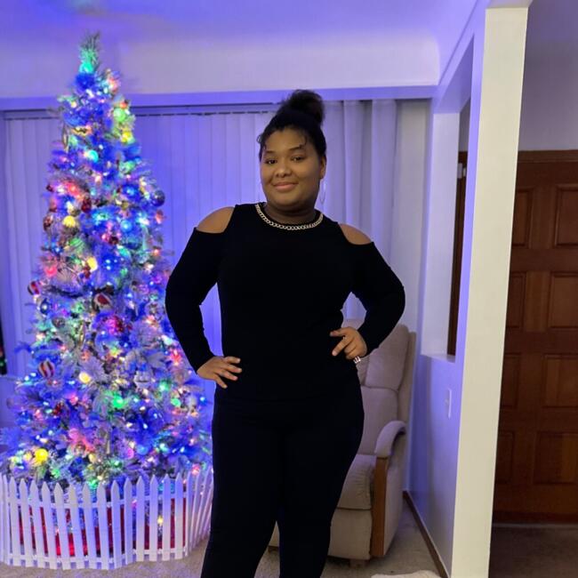 Babysitter in Charter Township of Clinton: Tiana