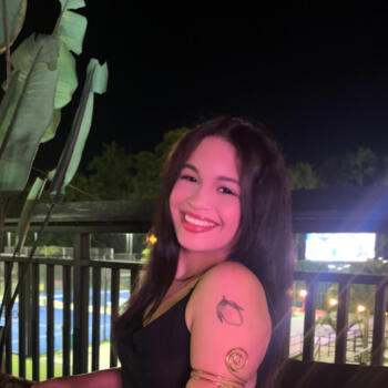 Babysitter in San Juan: Liz M. Gonzalez