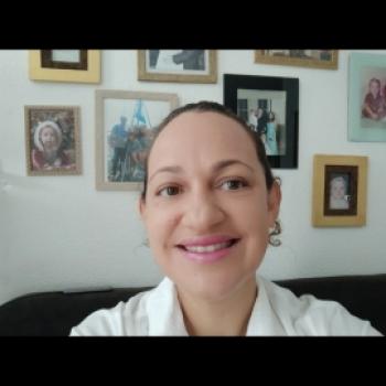 Babá em Balneário Camboriú: Beatriz Diniz