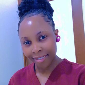 Nanny in Riyadh: Sheila