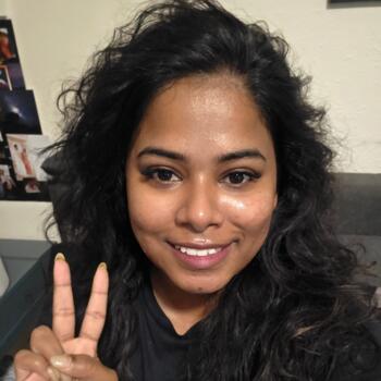 Babysitter in Irving: Nava