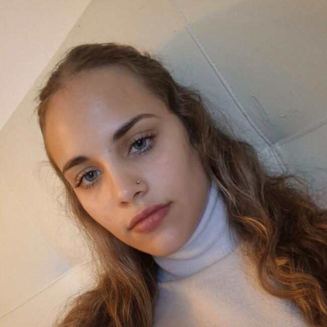 Babysitter in Munich: Joella