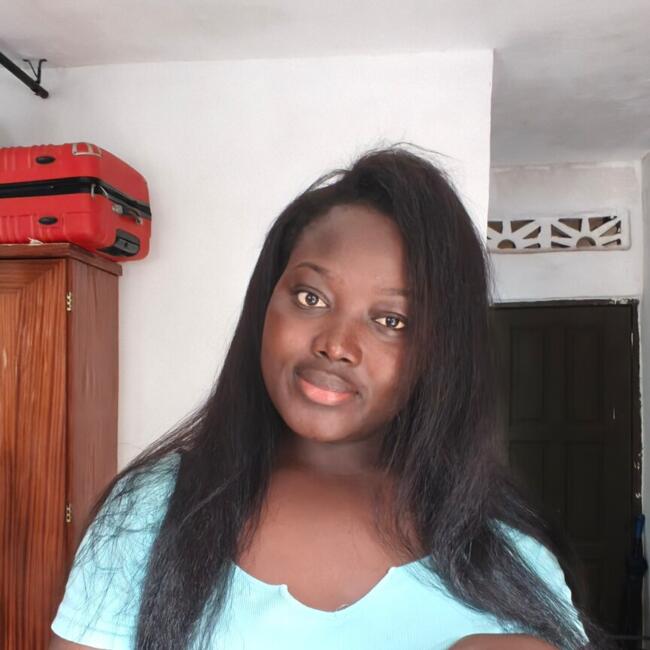 Nanny in Abidjan: Mélissa