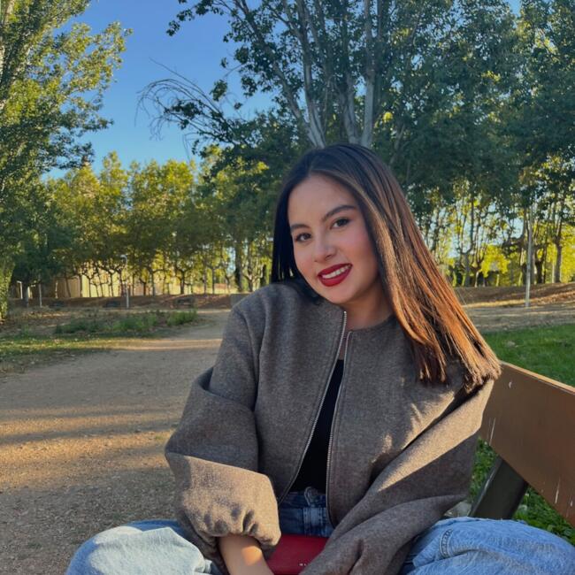 Babysitter in Salamanca: Domenica Paredes