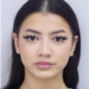 Babysitter in Neuilly-sur-Marne: Farangiz