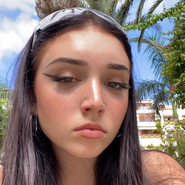 Babysitter a Carnate: Giada