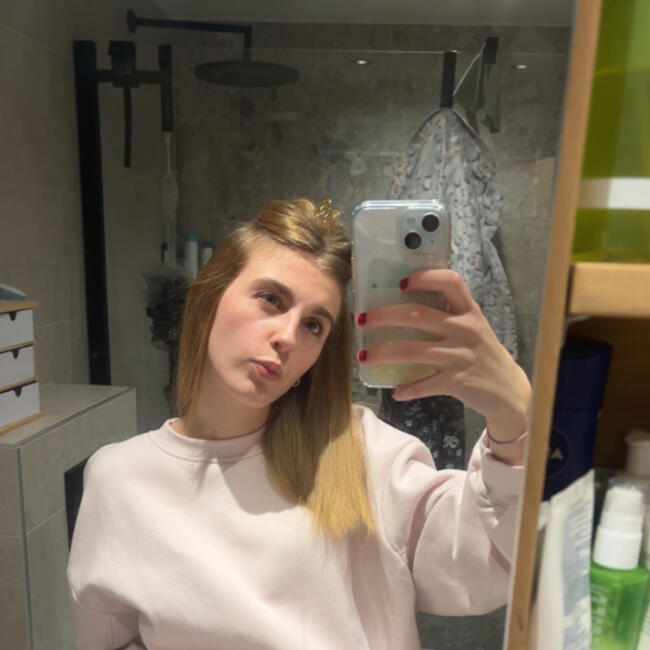 Babysitter in Lokeren: Lina