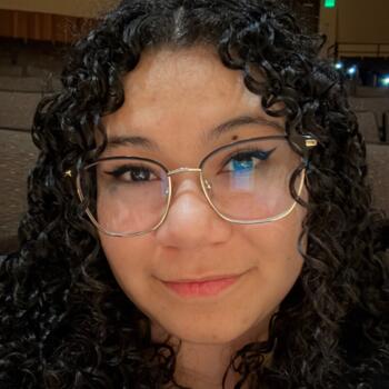 Babysitter in Anchorage: Alyeska