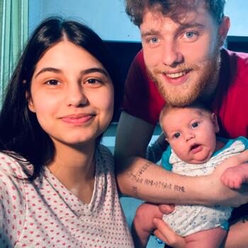 Emprego de babá em Pouso Redondo: emprego de babá Maria