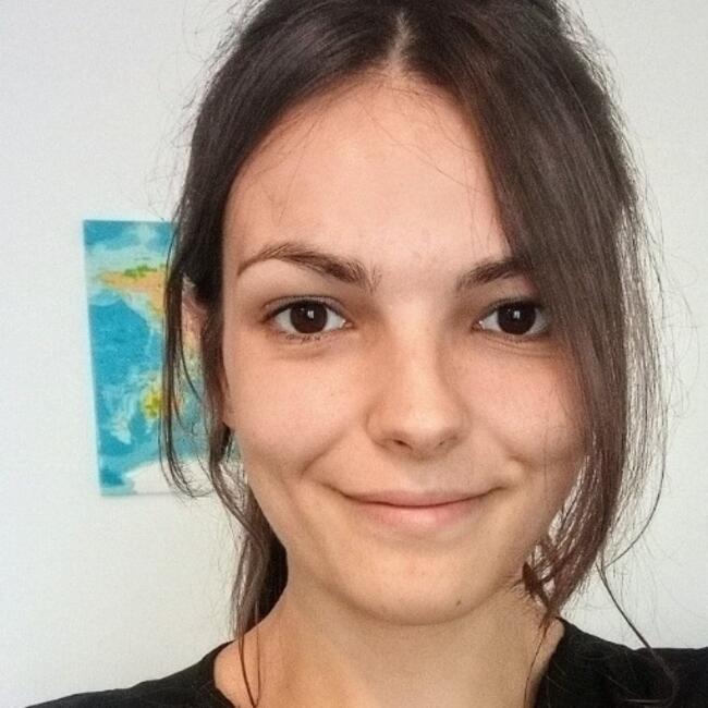 Babysitter στην περιοχή Ανγκουλέμ: Nina