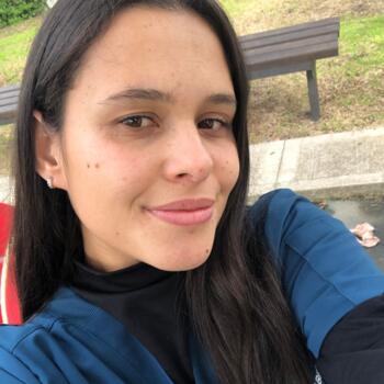 Babysitter in Parque Medina: Romina