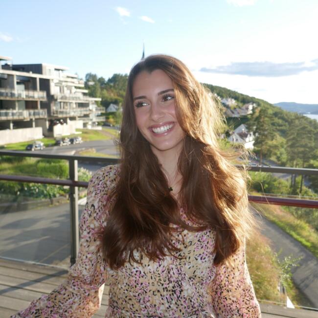 Babysitter in Zürich: Eleonora