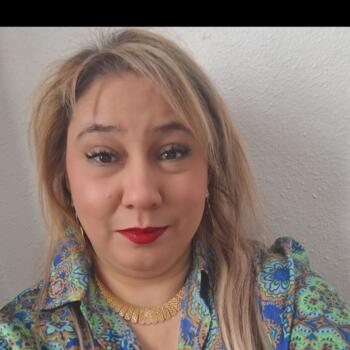 Babysitter στην περιοχή Vaulx-en-Velin: Houda