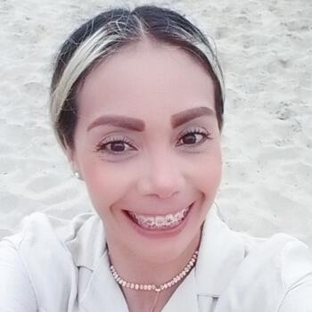 Niñera en Pto Vallarta: Valeria