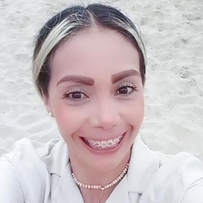 Niñera en Pto Vallarta: Valeria