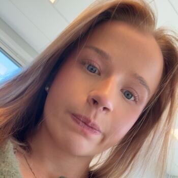 Barnevakt i Asker: Karoline