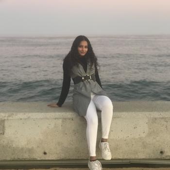 Babysitter in Badalona: Yasmina