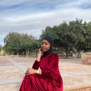 Babysitter in Casablanca: Soinaenti