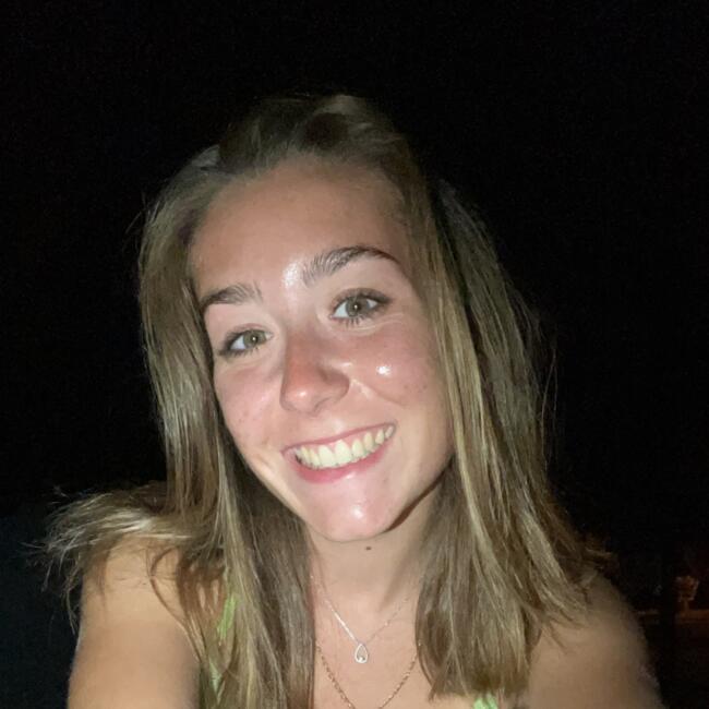 Babysitter in Le Lavandou: Eve-Marie