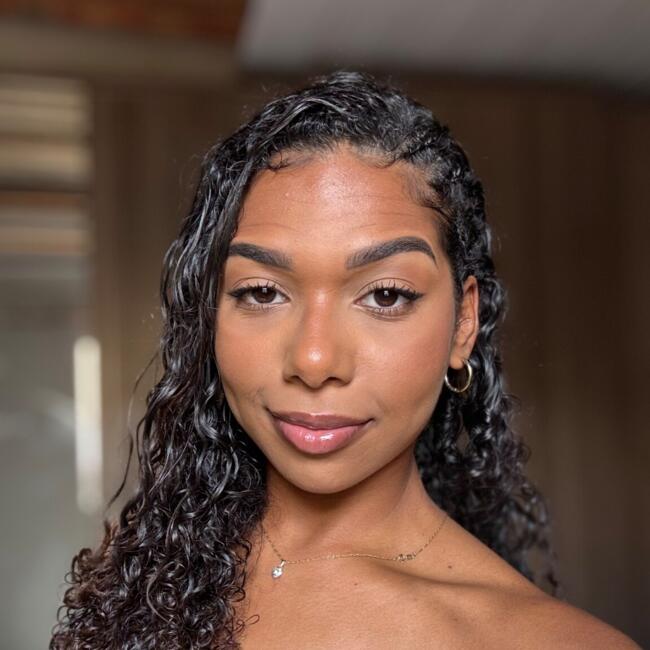 Babysitter in São Paulo: Monique