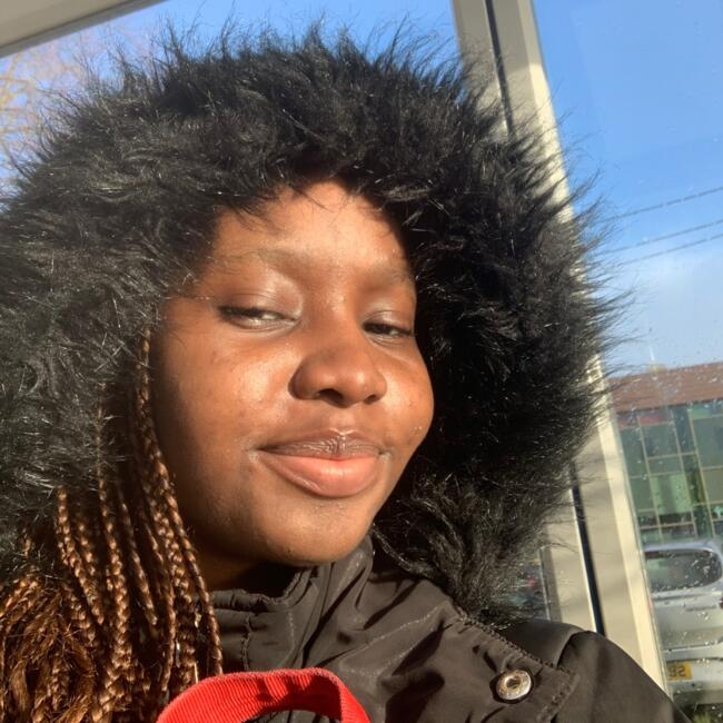 Babysitter in Paisley: Adetoke