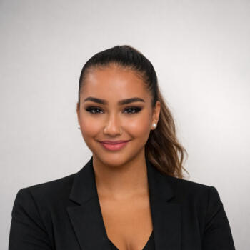 Nanny in Villeneuve-la-Garenne: Cherine