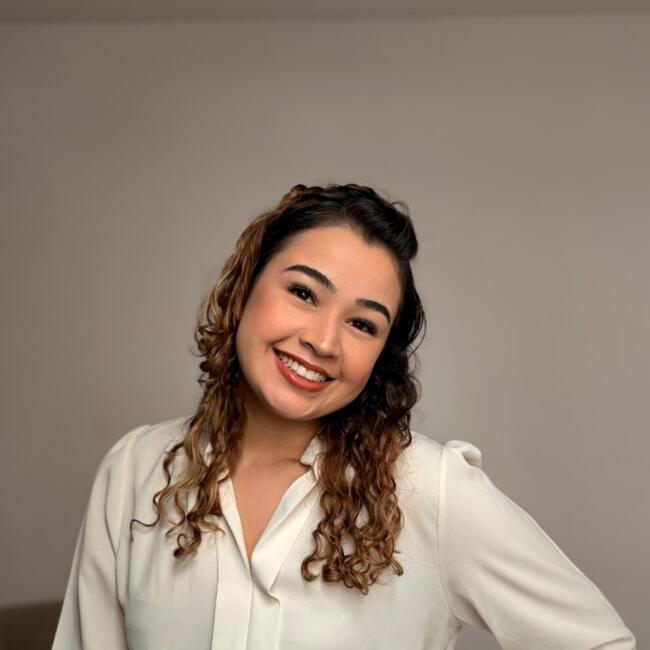 Babysitter in São José dos Campos: Stefani