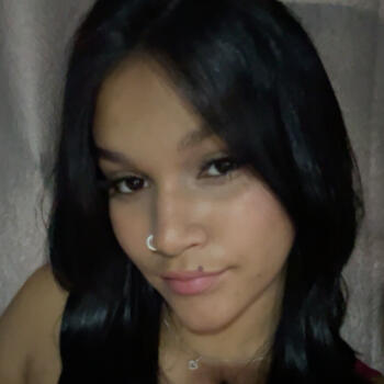 Babá em Aparecida de Goiânia: Rakelly