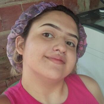 Babá em Fortaleza: Estelina