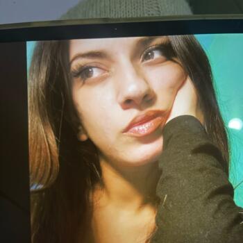 Babysitter in Mantaş: Petek