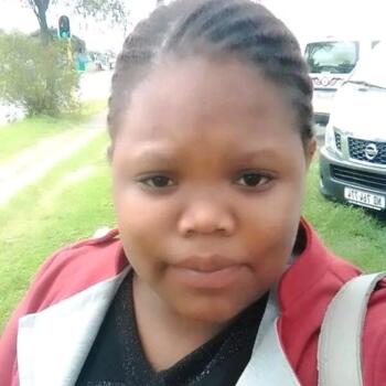 Babysitter in Richards Bay: Zuzile Bongeka