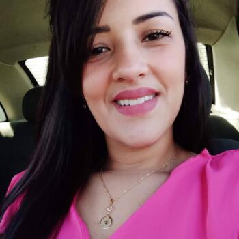 Babysitter in Porto Feliz: Taina