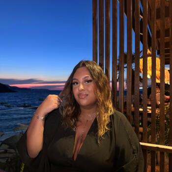 Babysitter in Puteaux: Kiara