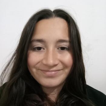 Babysitter in Barros Blancos: Lucia