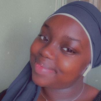 Baby-sitter in Ivry-sur-Seine: Mariam