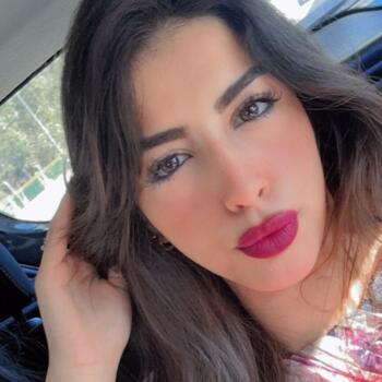 Lavoro per babysitter a Salerno: lavoro per babysitter Soukaina