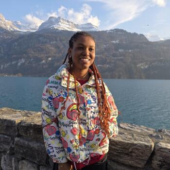 Babysitter L'Haÿ-les-Roses: KATI