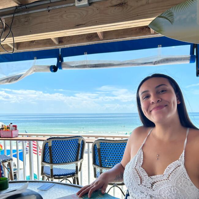 Babysitter in Eaton: Makayla