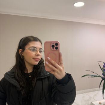 Babysitter in London: Julia