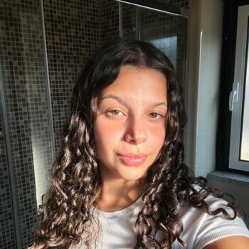 Babysitter em Leiria: Diana