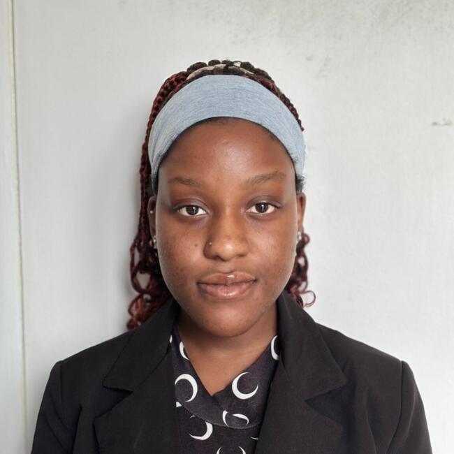 Babysitter in Vigneux-sur-Seine: Mariam