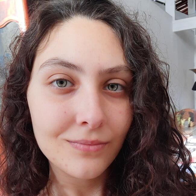Babysitter in Nova Friburgo: Vitória