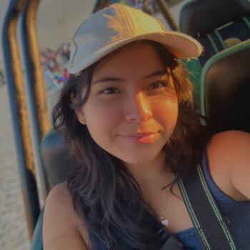 Babysitter in Zaragoza: Lucía