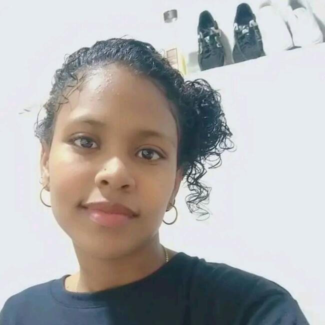 Babysitter in Bello: Leandra